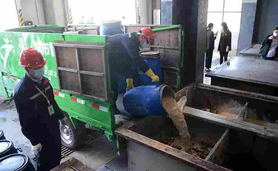 餐厨垃圾处理新趋势:卧式离心机如何提升资源化效率 餐厨垃圾处理新趋势:卧式离心机如何提升资源化效率